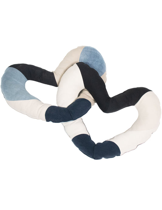 Interlock Heart Pillow v1